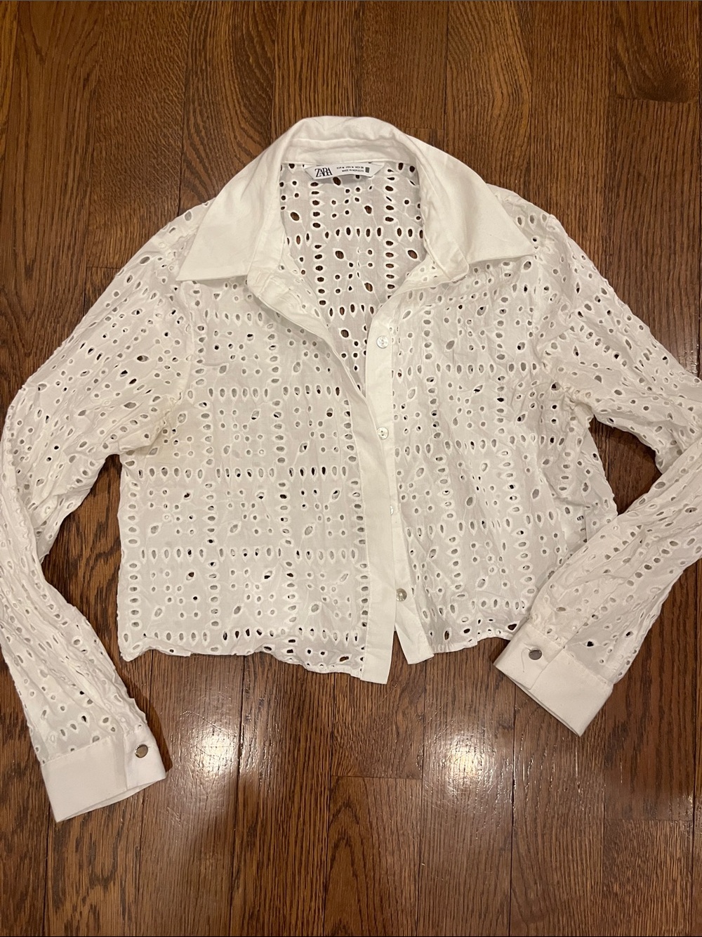 Zara White Eyelet Cropped Button-Down M - Picture 2 of 2